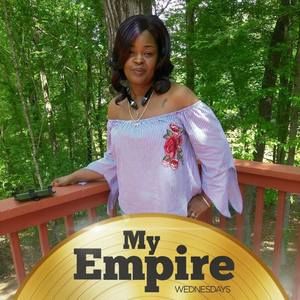 Meet your Posher, Ella